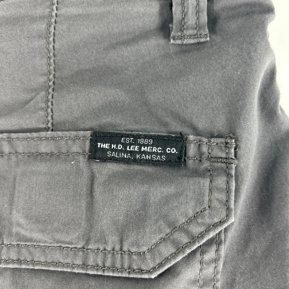 Lee Shorts Men's 29 Grey Extreme Motion Cargo Cotton Outdoor Sports Hiker NWT